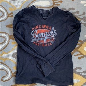 Long sleeve lightweight hooded Bengals tee